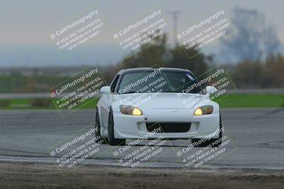 media/Dec-13-2025-OnGrid (Sat) [[98be3c0626]]/Group 2 Yellow/Sunset S4/